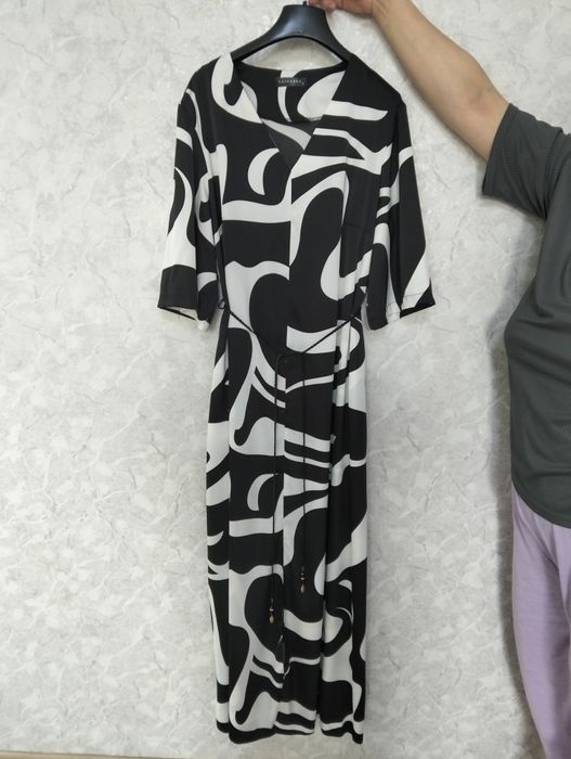 Платье атлас .Длинное.