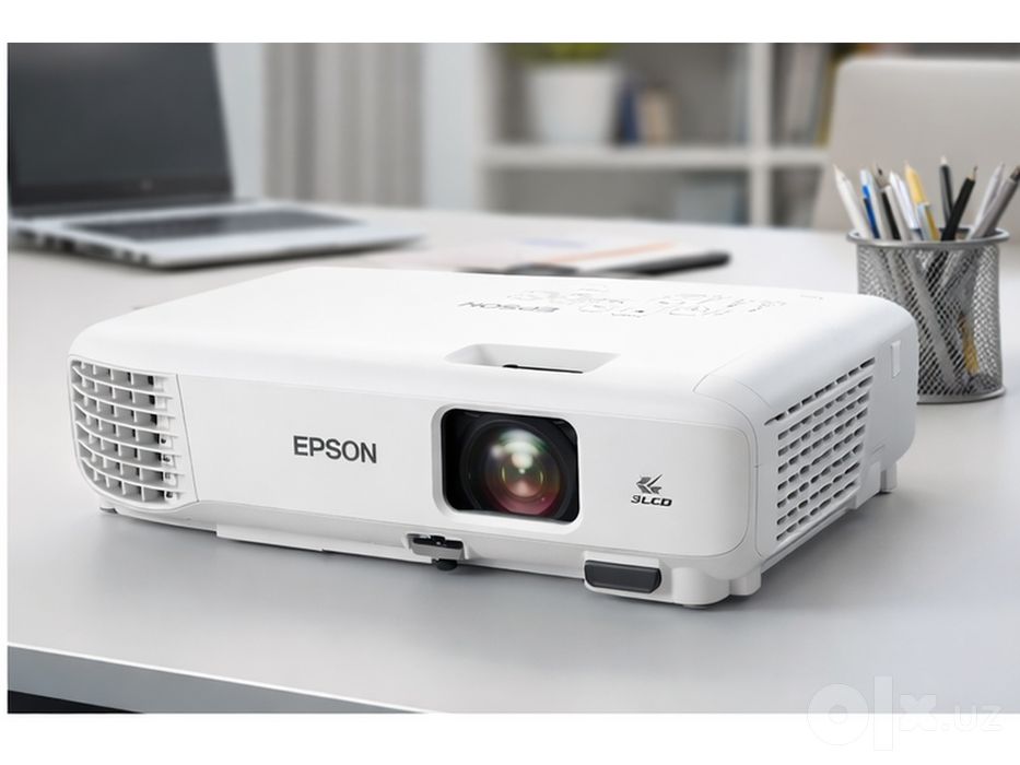 Проектор Epson eb-e01