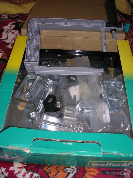 НОВА-Маса WOLFCRAFT за пробивен трион и фреза