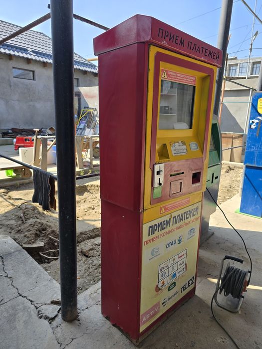 Уличный платежный терминал
