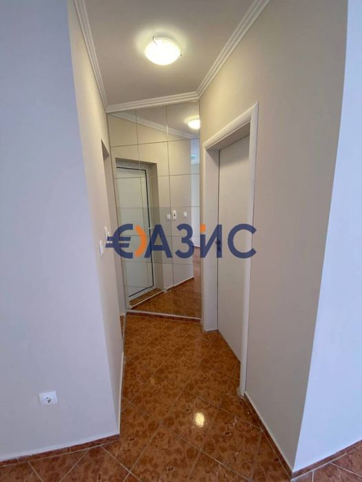 Продава се Двустаен апартамент в к.к. Слънчев бряг - 58 кв.м за 1056 €/кв.м - Снимка #6