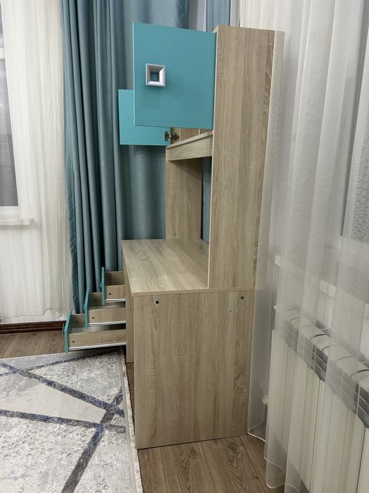 Рабочий стол с надстройкой