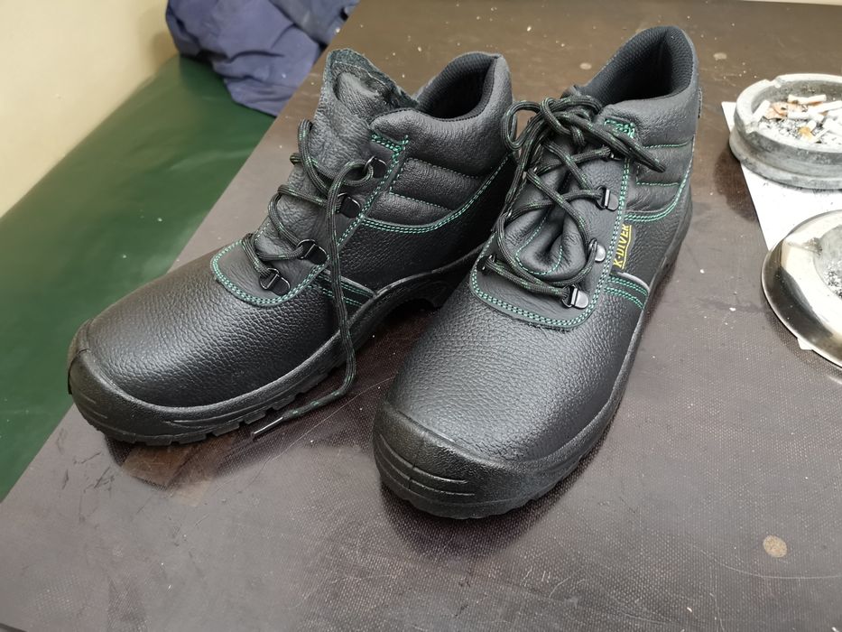 Работни обувки 44 /45
