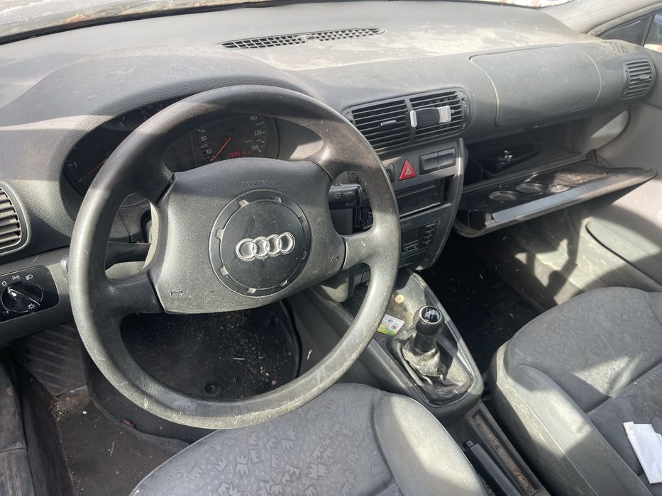Audi A3 8L 1.6i на части