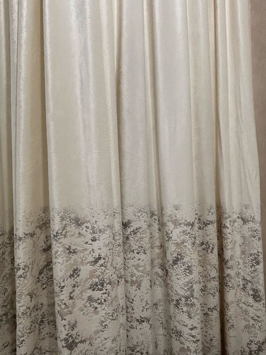 Продаю шторы и тюль срочно