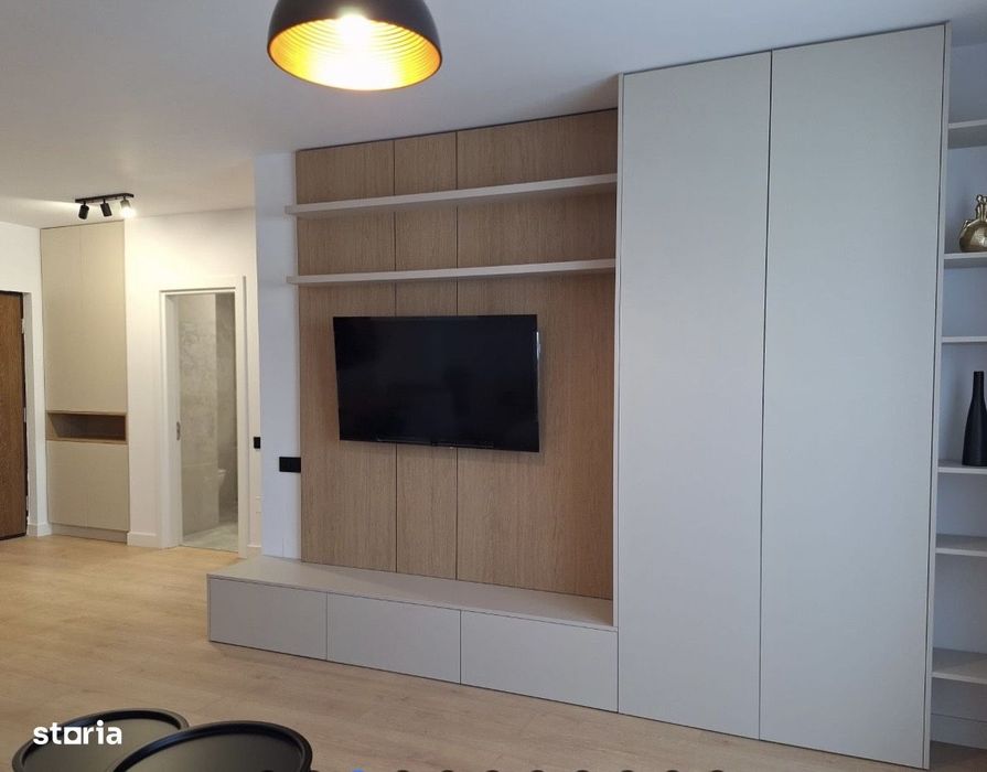 Apartament de 2 camere, 45 mp,Ultramodern,Mobilat/Utilat, Zona Eroilor