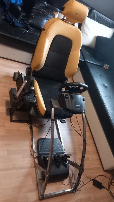 Logitech G29 + педали, шифтър, ръчна, стойка и седалка!