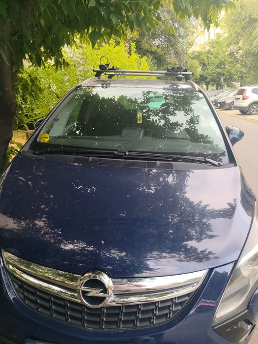 OPEL Zafira 2012