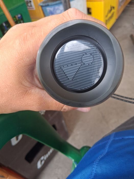 Vând boxa jbl filp 2 essential