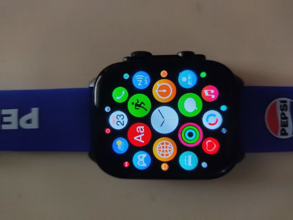 PEPSI WATCH LIMITED Edition Amoled display