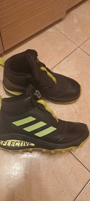 Зимни маратонки 38 adidas