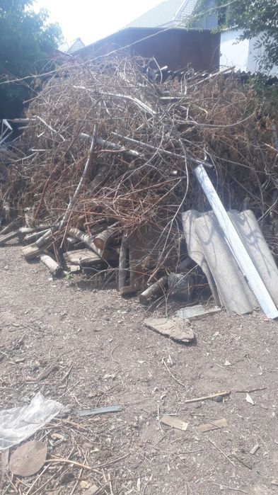 Отдам бесплатно дрова. Самовывоз.