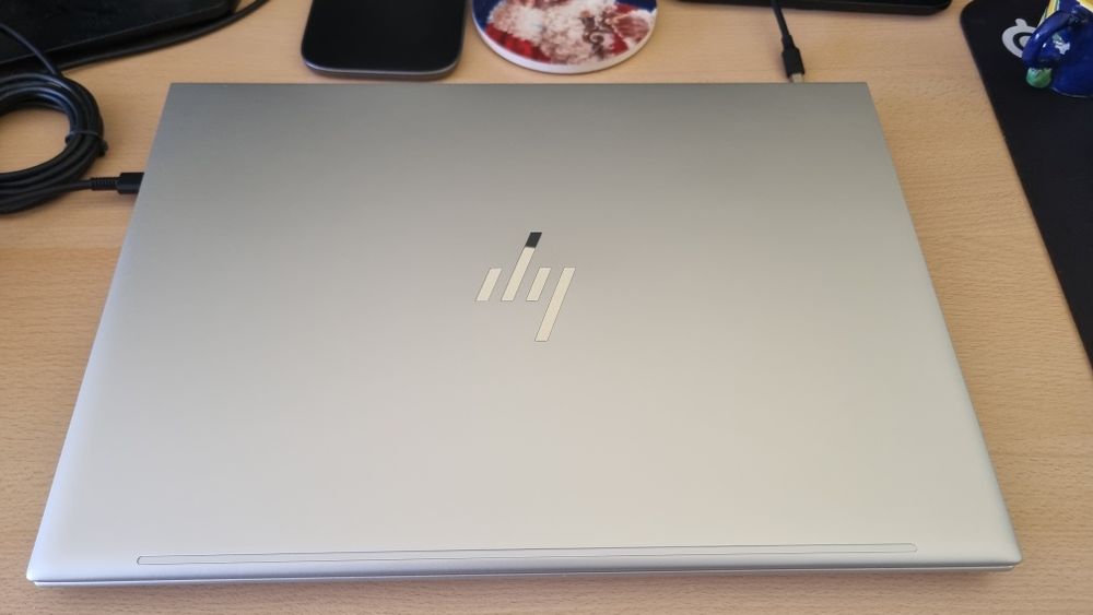 HP EliteBook 860 g11
