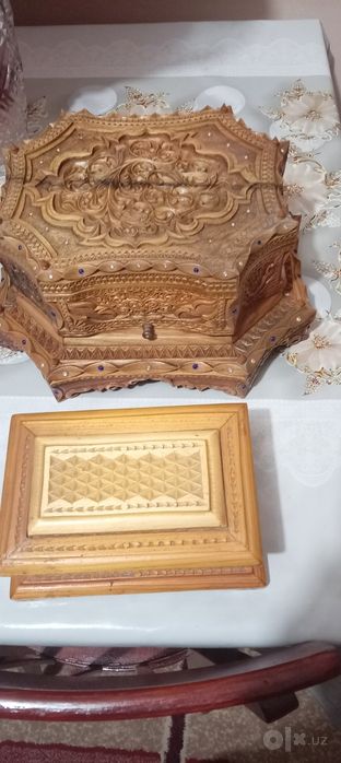 Продам шкатулки резные