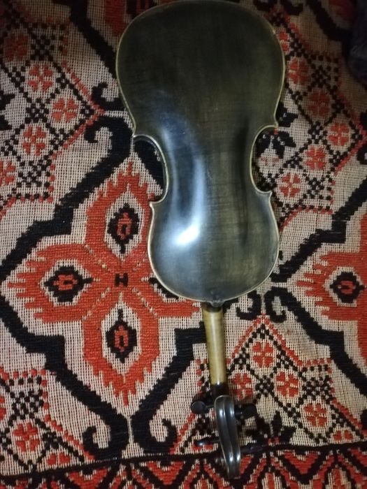 Vind vioară Amati din 1625 fabricata de Nicolas Mateus Amati Italia in