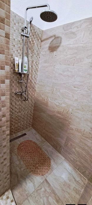 Apartament la casa