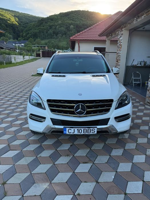 Vând-schimb Mercedes ML