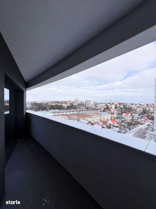 Inchiriez apartament