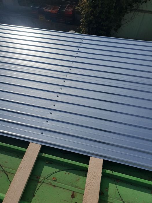 Executam reparatii acoperisuri