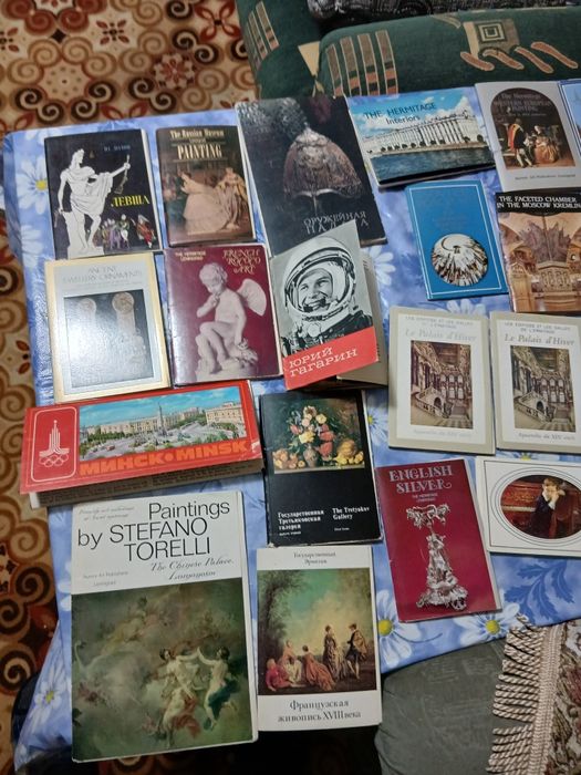 Продам открытки,коллекции