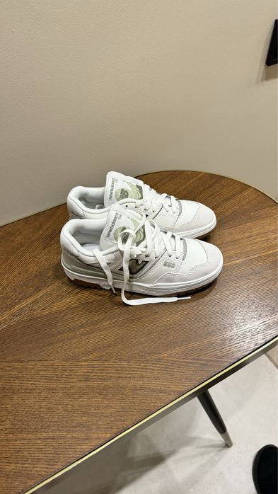 Новые кроссовки new balance 550