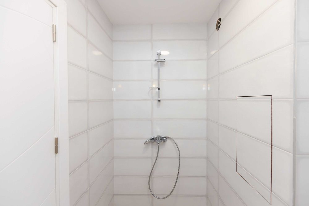 Продава се Двустаен апартамент в София, Център - 61 кв.м за 1649 €/кв.м - Снимка #5