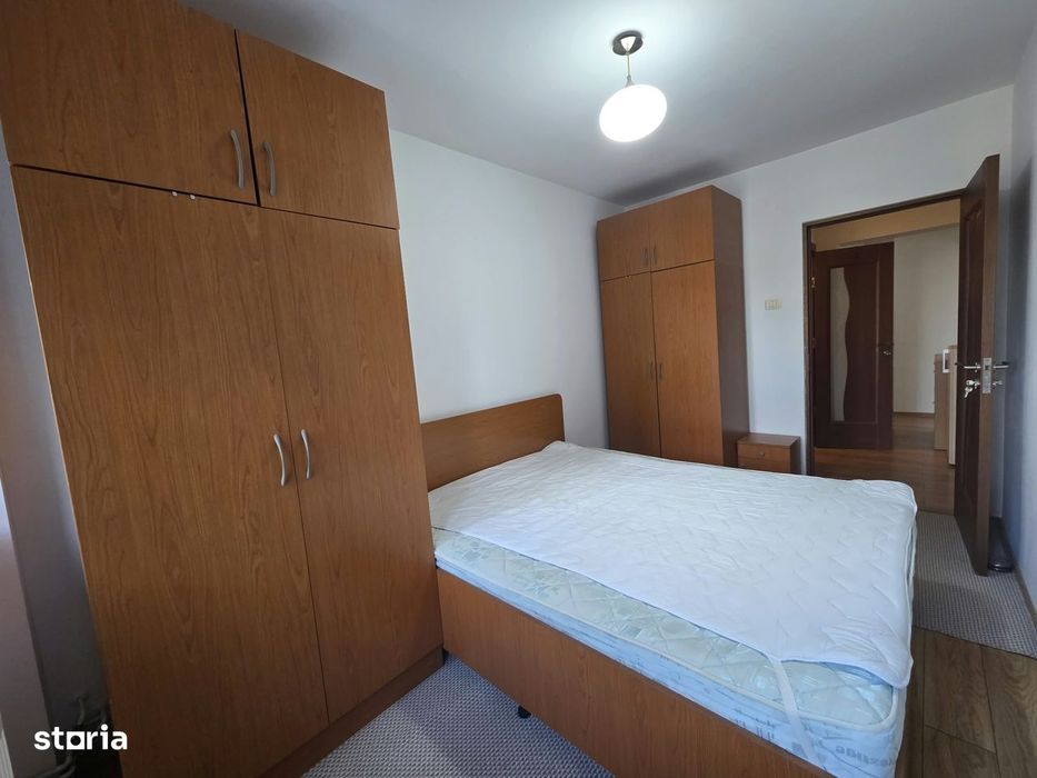 Inchiriez apartament 4 camere decomandat etajul 2 zona Piata Garii