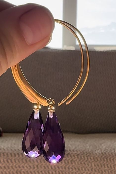 Золотые серьги с аметистами