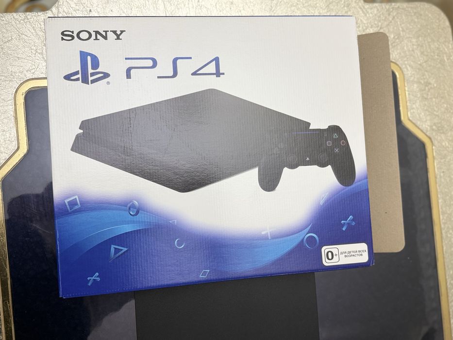 Плейстейшен 4 слим 1тб