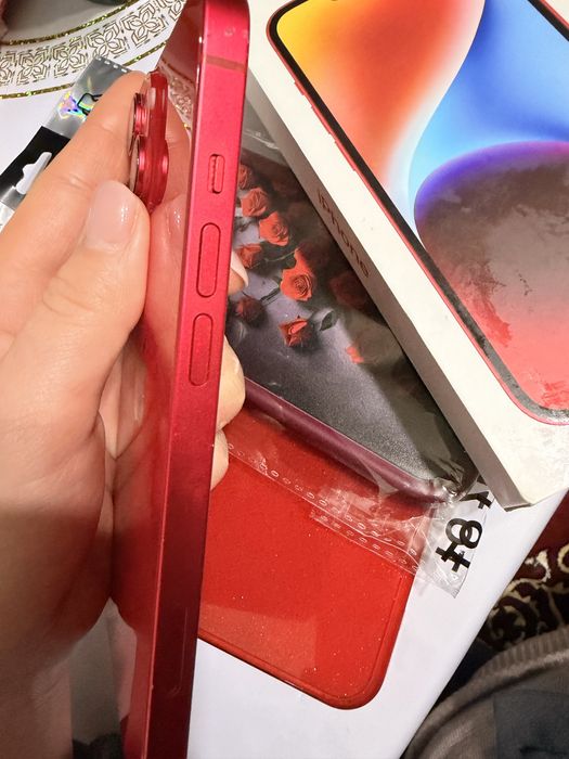 Продам Айфон 14 б/у