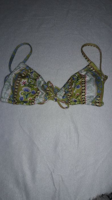 Costum de baie Green disponibil