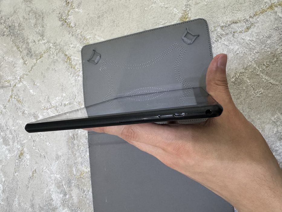 Lenovo TB-X505X Planshet