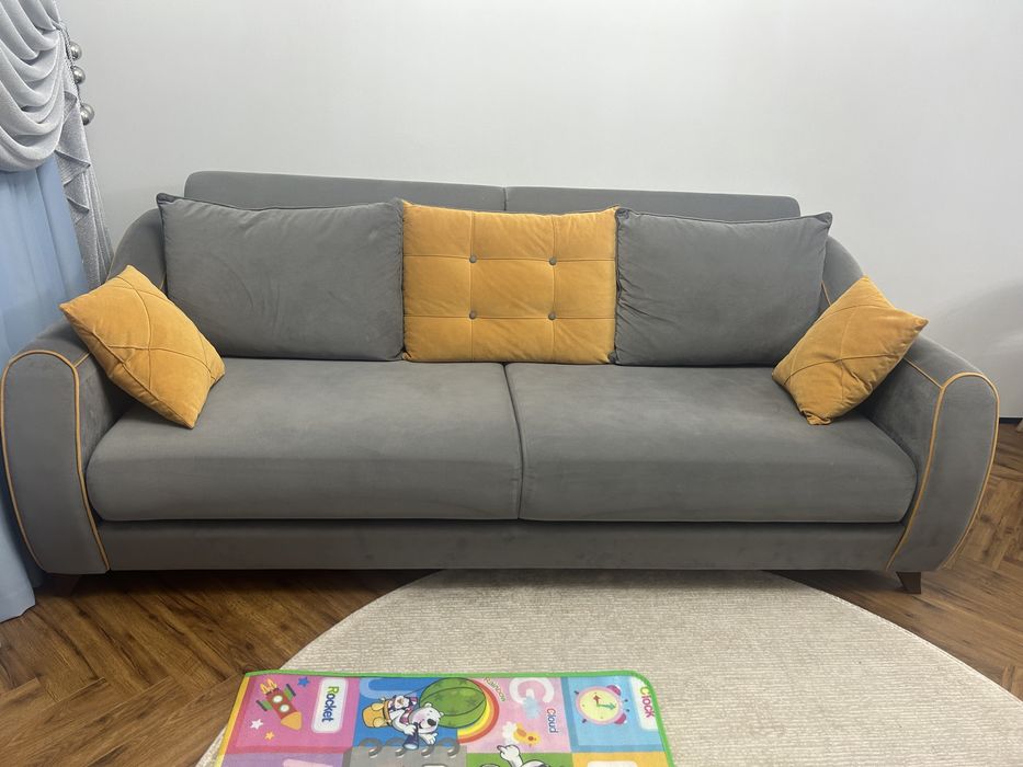 Срочно продам диван и 2 кресло