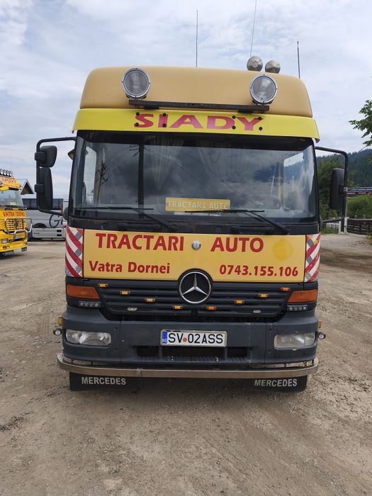 Platforma auto cu macara