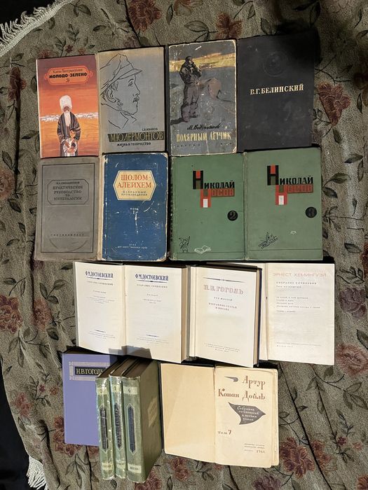 книги, кітаптар