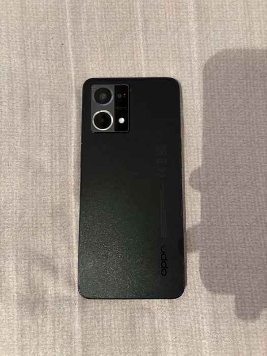 продается телефон oppo reno7 4g