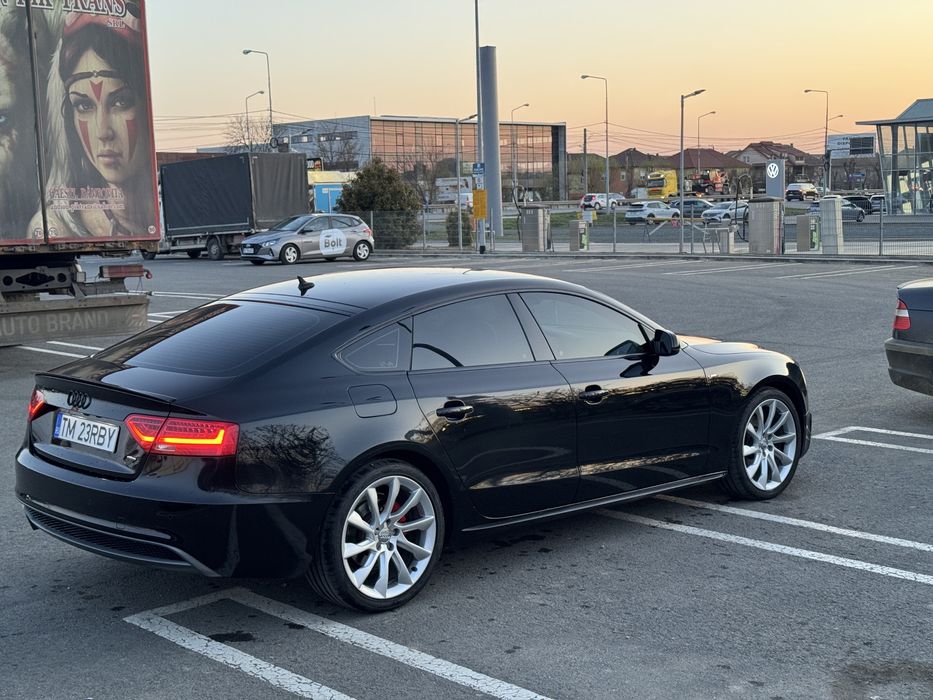 Audi A5 quattro S tronic/S-Line/190hp/euro6/distronic/lane assist/keyless