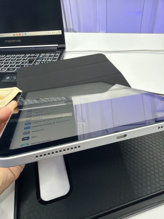 Ipad A16 128Gb ca Noua 6 cicluri Incarcate cu MDM