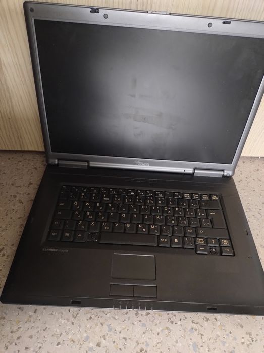 Laptop Fujitsu Siemens ESPRIMO Mobile (Defect / Pentru piese) - Cu RAM