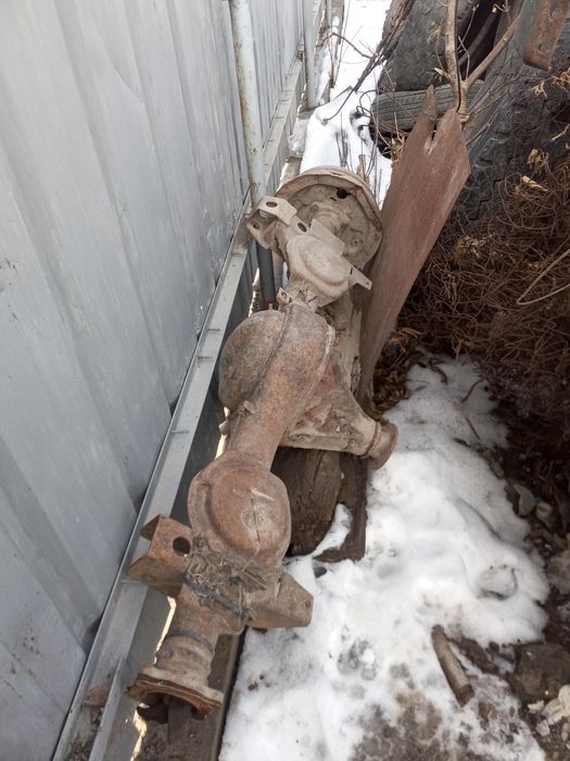 Продам мост на паджеро 1