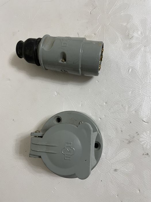 Розетка для прицепа