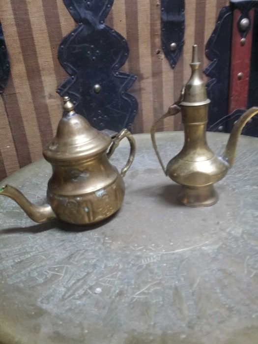 Стари месингови съдове