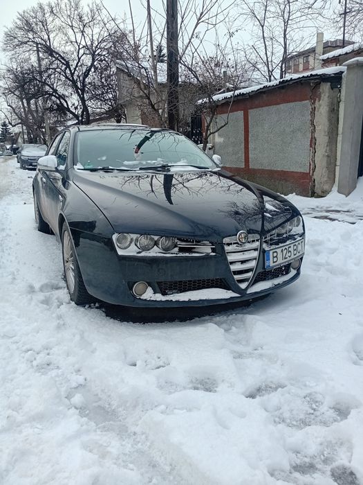 Vând alfa Romeo 159 break