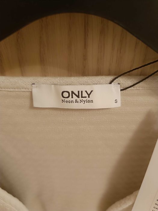 Нова Дамска жилетка /сако бежов - кремав цвят, размер S, Only AboutYou