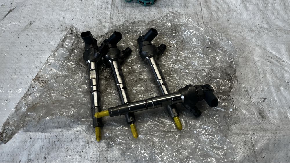 VAG 2.0 TDi 4 броя дюзи Bosch