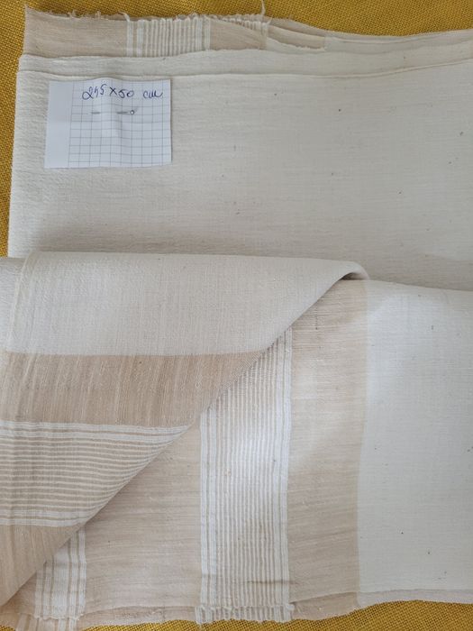 Pânzeturi vechi în stare foarte bună