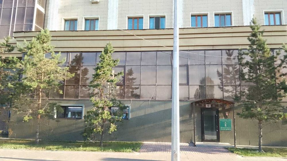 левый берег аренда места для бьюти мастеров