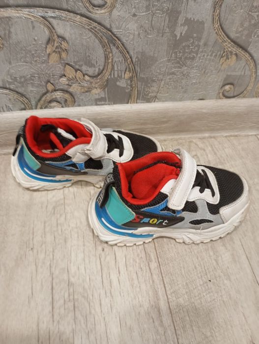 Обувь детская. Разная