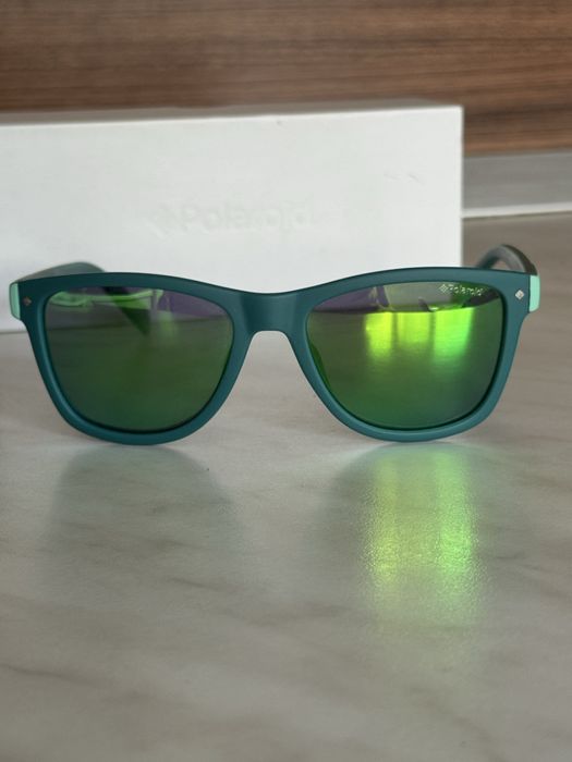 Нови, оригинални, детски слънчеви очила Polaroid