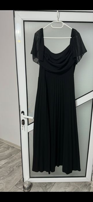 Rochie neagra simpla